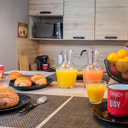 Centre Historique - Free Parking - Self Checkin - Wifi - Industriel - Sleepntripbeziers Apartment Luaran gambar